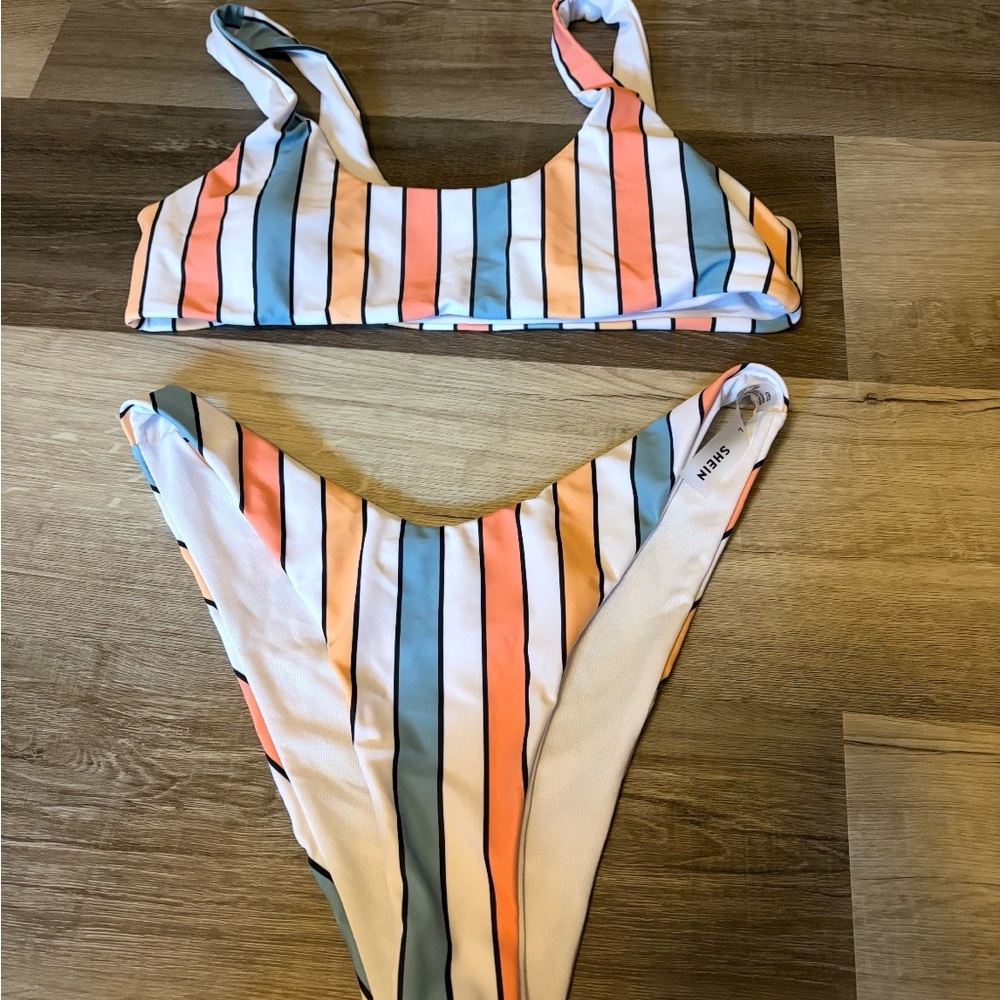 SHEIN Multicolor Bikini with Stripes